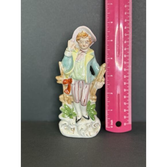 Vintage Occupied Japan Colonial Boy Figurine 6” Hand Painted Porcelain Statue - Picture 2 of 6